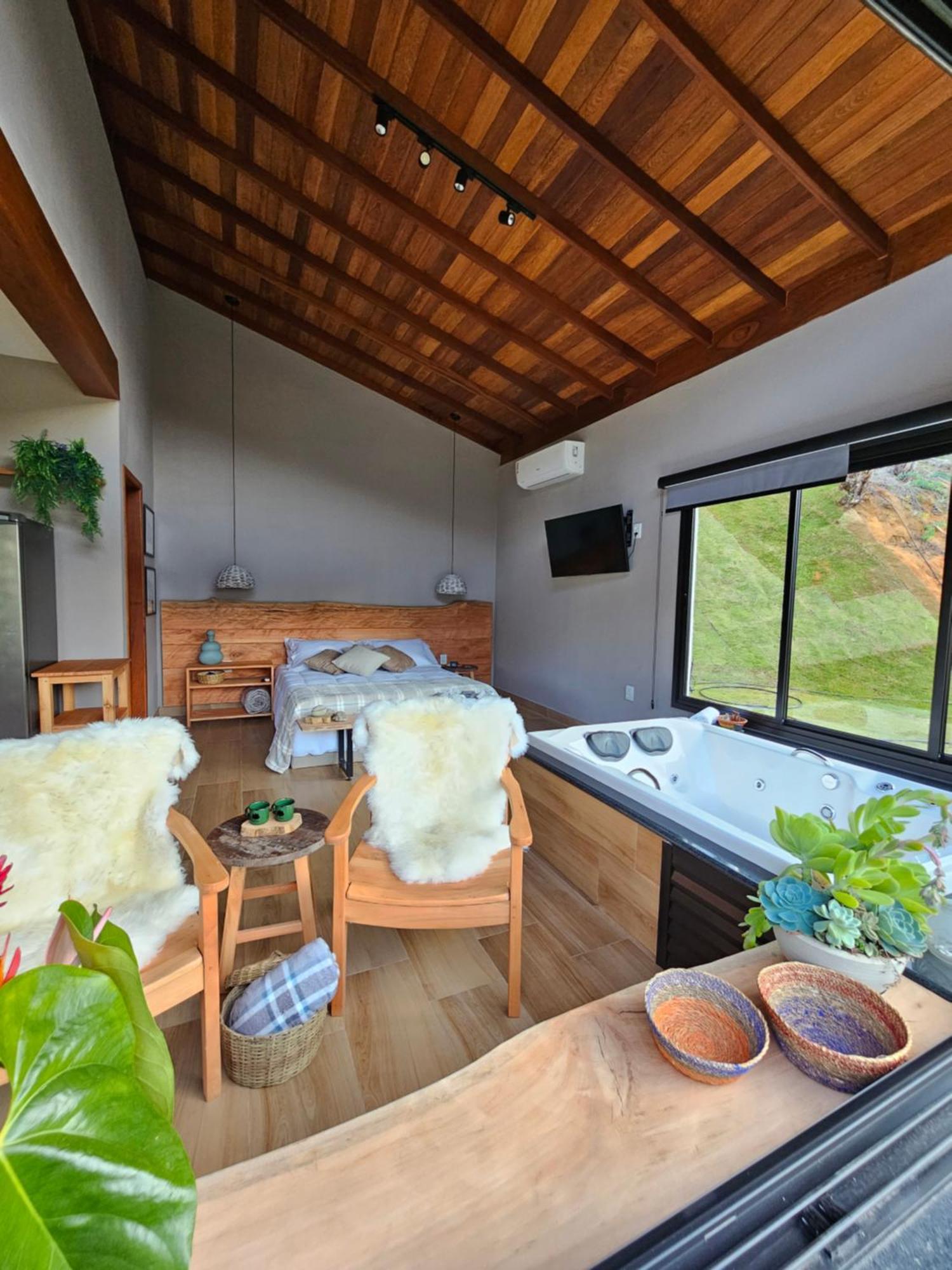 Vila Pinheiro Villa Santa Teresa  Eksteriør billede